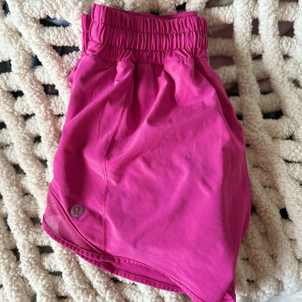 Lululemon Sonic Pink Hotty Hot